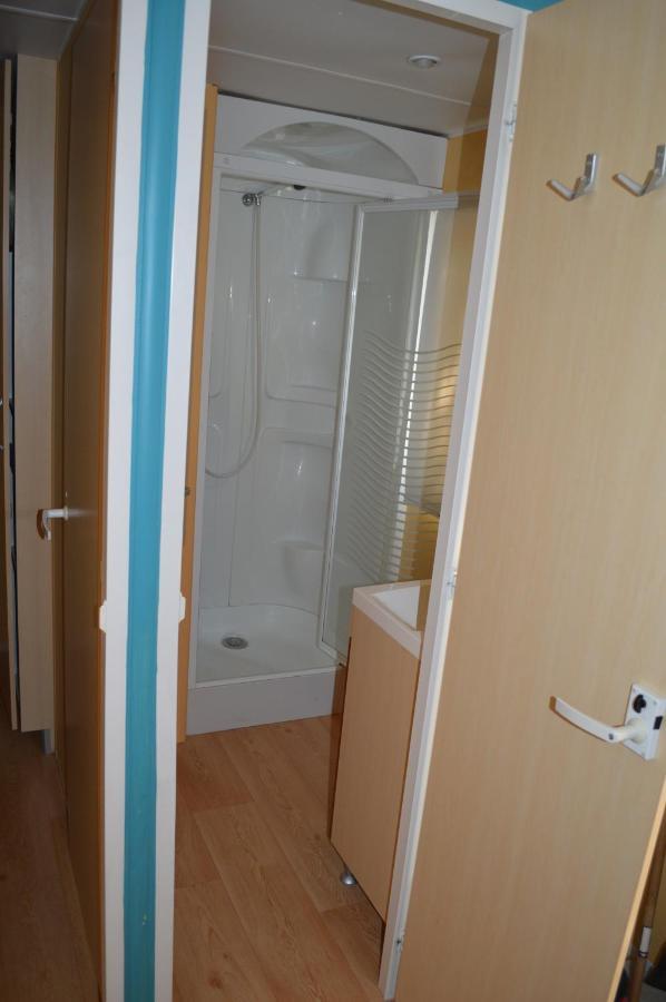 Le Clocher De Neyran Otel Saint-Gervais-sur-Mare Dış mekan fotoğraf